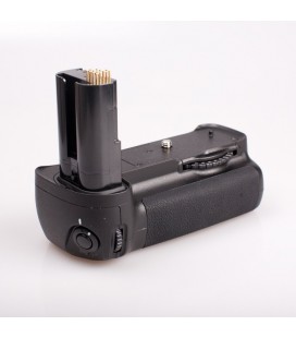Phottix Battery Grip BG-D200 (MB-D200) Premium Series for Nikon D200 and Fuji S5 Pro